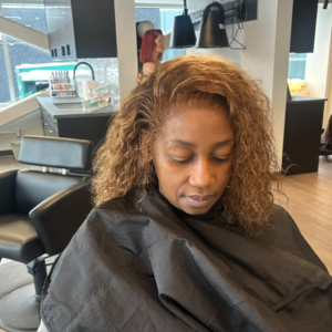 Our PAOLA’S wig and glueless install