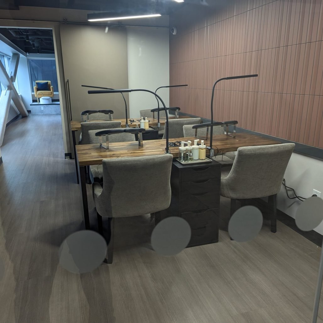 PXL_20250811_224535466